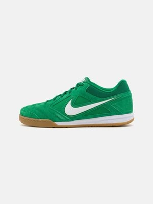Sneakersy niskie Nike zielony
