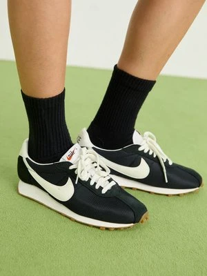 Sneakersy niskie Nike czarny