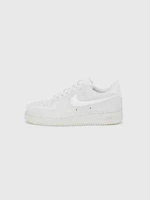 Zdjęcie produktu Sneakersy niskie Nike mleczny