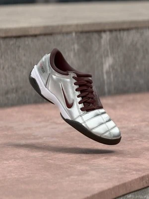 Sneakersy niskie Nike srebrny