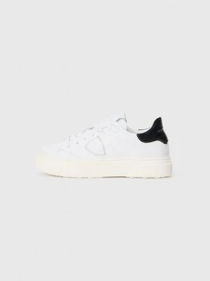 Sneakersy niskie Philippe Model biały