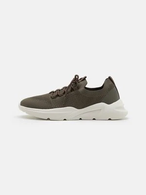 Sneakersy niskie Pier One oliwkowy
