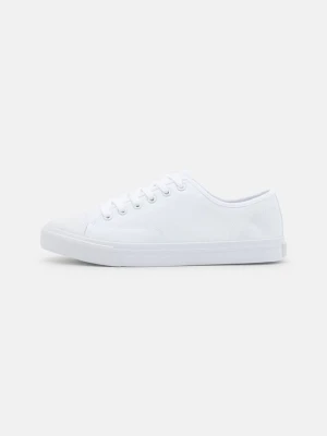 Sneakersy niskie Pier One By Zalando biały
