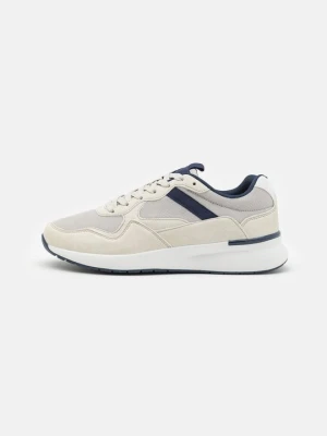 Sneakersy niskie Pier One By Zalando mleczny