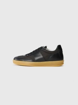 Sneakersy niskie Pollini