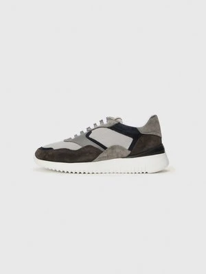 Sneakersy niskie Pollini
