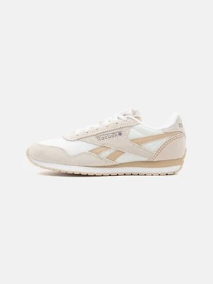 Sneakersy niskie Reebok mleczny