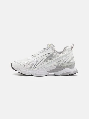 Sneakersy niskie Steve Madden