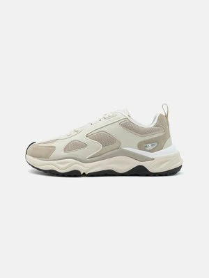 Sneakersy niskie Steve Madden