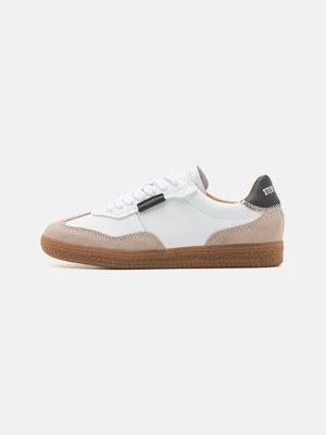 Sneakersy niskie Steve Madden