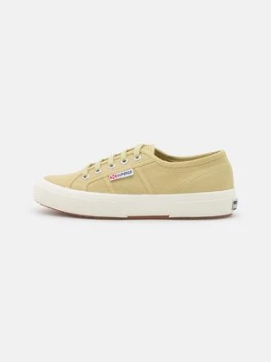 Sneakersy niskie Superga