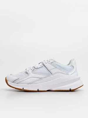 Sneakersy niskie Under Armour mleczny