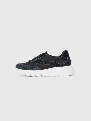 Sneakersy niskie Unisa