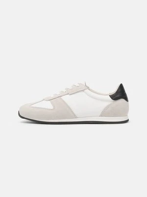Sneakersy niskie Vagabond