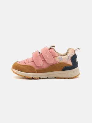 Sneakersy niskie Wheat