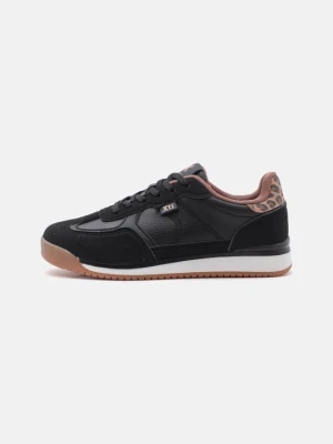 Sneakersy niskie Xti czarny
