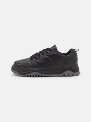 Sneakersy niskie YOURTURN czarny