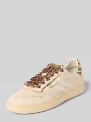 Sneakersy niskie ze skóry welurowej w streetwearowym stylu tamaris