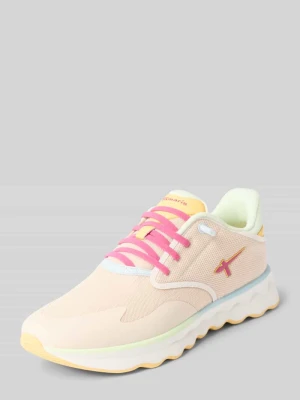 Sneakersy o niskim kroju z wyhaftowanym logo tamaris