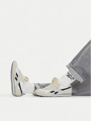 Sneakersy Reebok EOSS-CLASSIC AZ 100208830 Biały