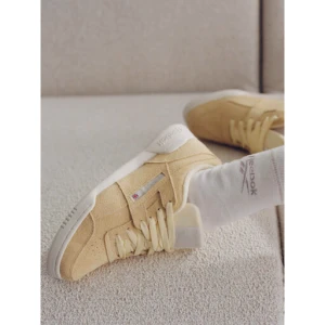 Sneakersy Reebok SS-WORKOUT PLUS 100256570 Żółty jasny