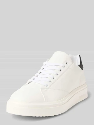 Sneakersy skórzane z napisem z logo model ‘FYNNER’ Steve Madden
