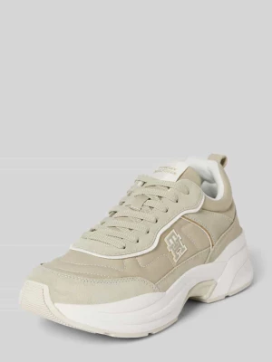 Sneakersy skórzane z podeszwą na platformie model ‘CHUNKY RUNNER VENTILE’ Tommy Hilfiger