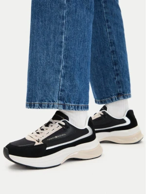 Sneakersy Tommy Hilfiger Th Sporty Chic Runner FW0FW09187 Czarny