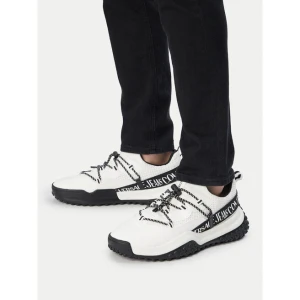Sneakersy Versace Jeans Couture 79YA3SN2 ZSD01 Biały