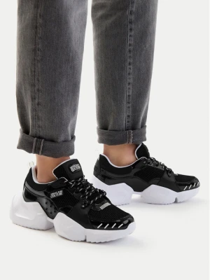 Sneakersy Versace Jeans Couture 80YA3SU4 ZSD89 Czarny