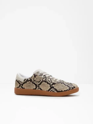Sneakersy w animalistyczny wzór BonPrix beżowy