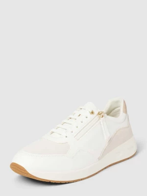 Sneakersy w odcieniach bieli model ‘BULMYA’ Geox
