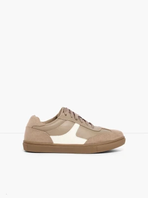 Sneakersy w stylu retro BonPrix brązowy