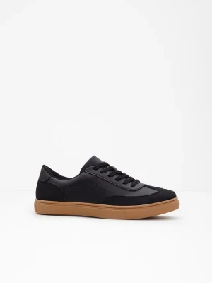 Sneakersy w stylu retro BonPrix czarny