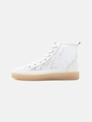 Sneakersy wysokie Gabor mleczny