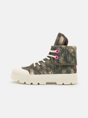 Zdjęcie produktu Sneakersy wysokie Guess
