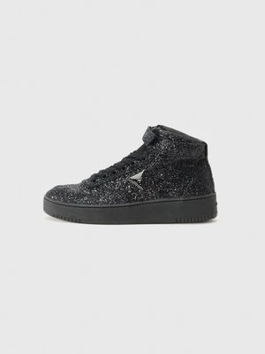 Sneakersy wysokie Guess