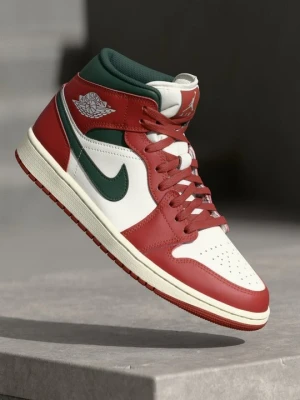 Sneakersy wysokie Jordan brązowy