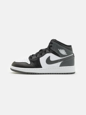 Sneakersy wysokie Jordan czarny