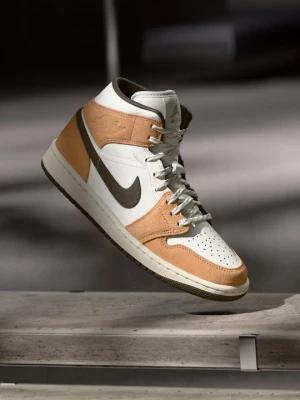 Sneakersy wysokie Jordan mleczny