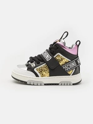 Sneakersy wysokie Moschino