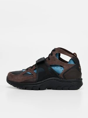 Sneakersy wysokie Nike brązowy