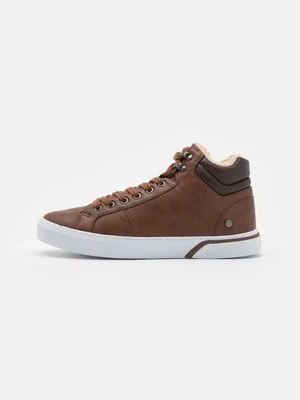 Sneakersy wysokie Pier One