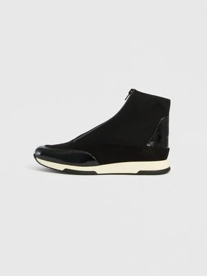Sneakersy wysokie Unisa