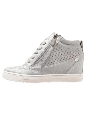 Sneakersy wysokie XTI