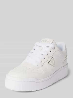 Sneakersy z aplikacją z logo model ‘MIRAM’ Guess