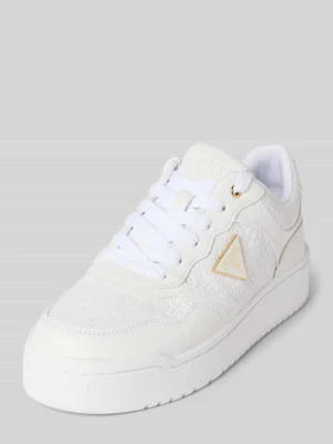 Sneakersy z aplikacją z logo Model 'MIRAM6' Guess
