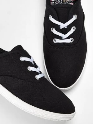 Sneakersy z bawełnianego płótna bonprix