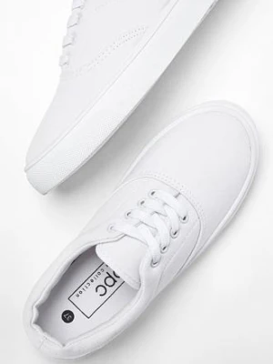 Sneakersy z bawełnianego płótna bonprix