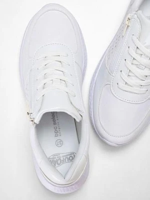 Sneakersy z błyszczącymi kamieniami bonprix